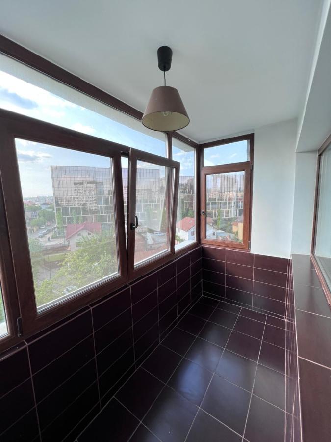 3 Rooms Apartment Palace View Iasi Exterior foto